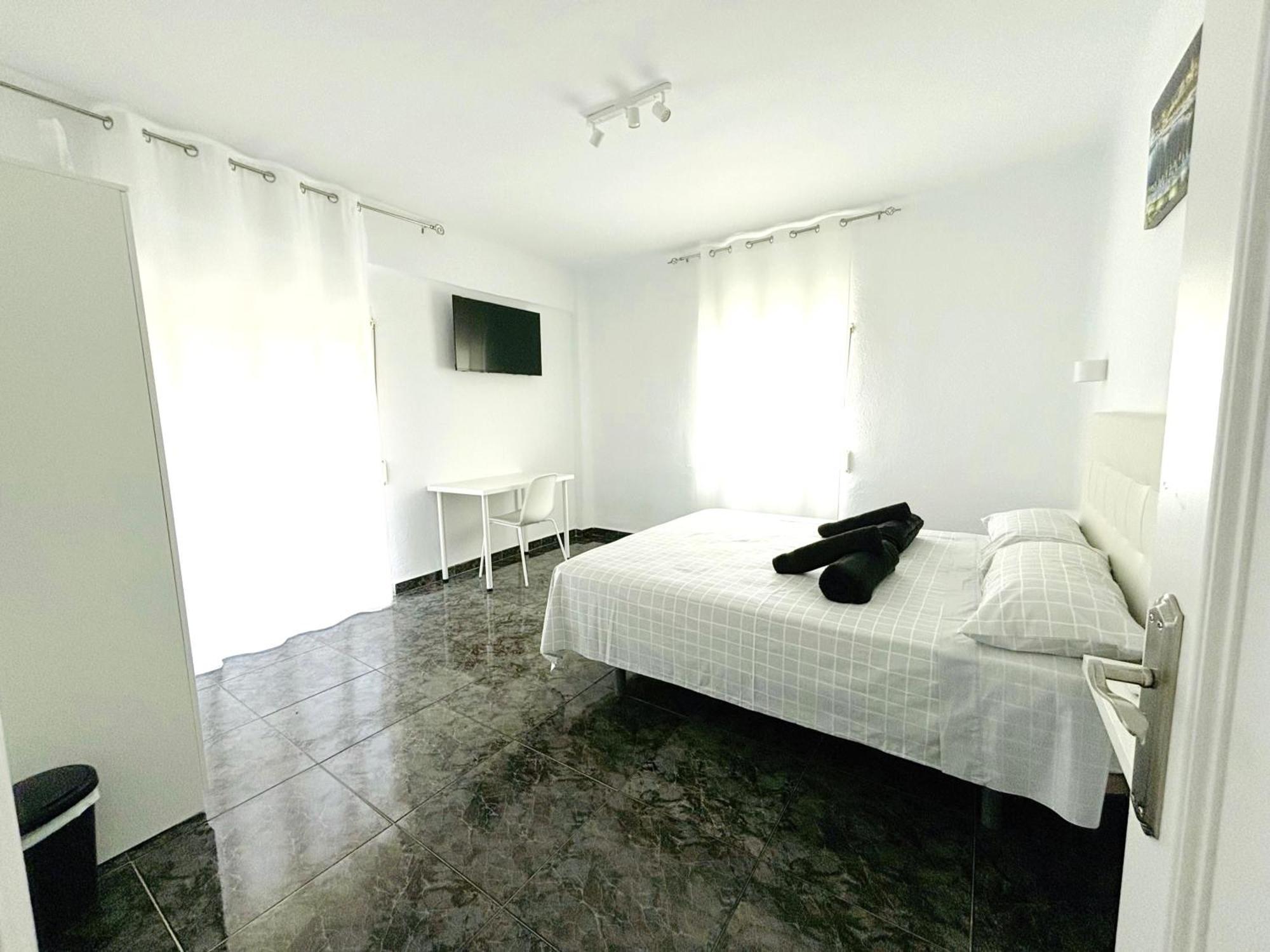 Aperol Apartment Malaga Exterior photo